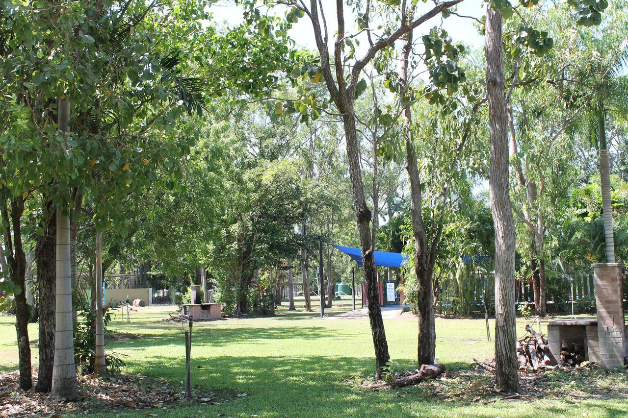 Hotel Corroboree Park Tavern à Marrakai Extérieur photo