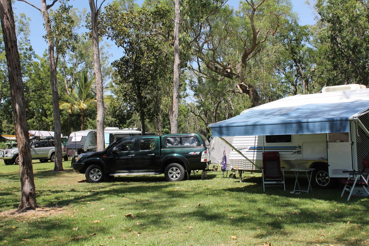 Corroboree Park Tavern Marrakai Extérieur photo