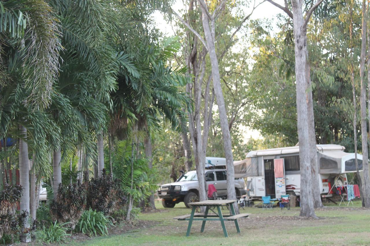 Hotel Corroboree Park Tavern à Marrakai Extérieur photo